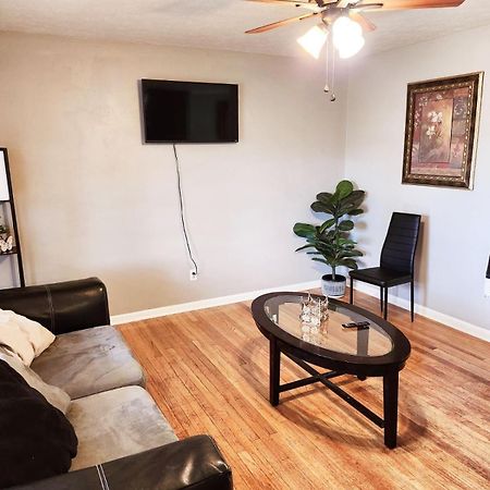 Quiet Comfort Room Near Shopping And Attractions Файетвил Екстериор снимка