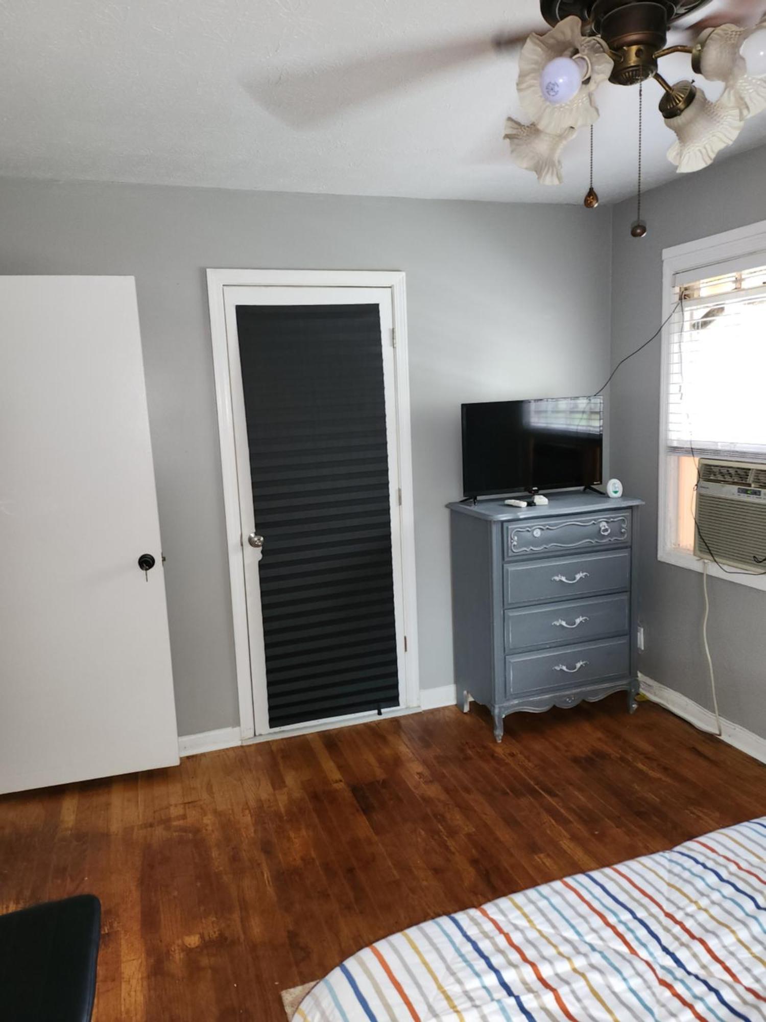 Quiet Comfort Room Near Shopping And Attractions Файетвил Екстериор снимка